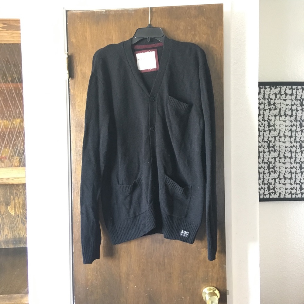 Large Aeropostale Cardigan Unisex